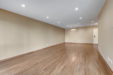 600 Naples Ct unit 105, Glenview, IL 60025 - photo 6