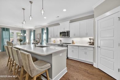 Kitchen.2 - 447 Beaumont