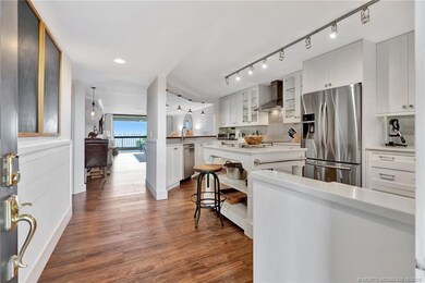 Light, White and Bright Kitchen