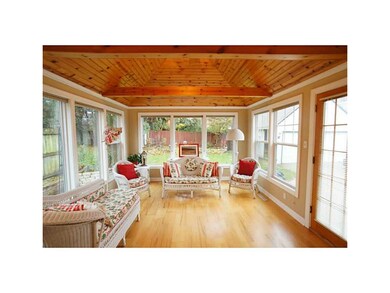 4-Seasons Porch/Room.