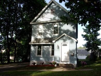 4 Worden St, Johnstown, NY 12095 - photo 2