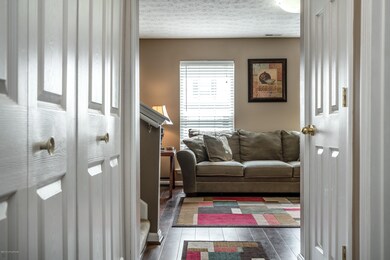 6803 Arbor Creek Dr unit 30, Louisville, KY 40228 - photo 7