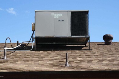 3901 W Corrine Dr, Phoenix, AZ 85029 - photo 7