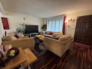 4032 E 23rd St, Des Moines, IA 50317 - photo 6