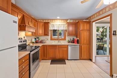 216 Elliot Dr, Colchester, CT 06415 - photo 5