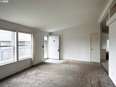 15923 Bayview Dr, Brookings, OR 97415 - photo 5