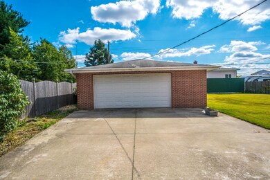 222 Carnation St, Dyer, IN 46311 - photo 4