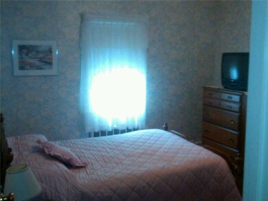 28 Lyndhurst Ave, Providence, RI 02908 - photo 6