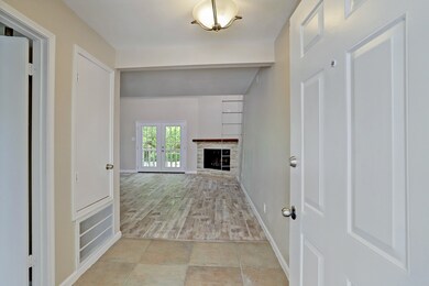 38 Hideaway Dr, Friendswood, TX 77546 - photo 3