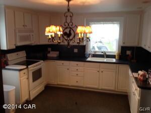 880 Silver Spring Blvd, Kunkletown, PA 18058 - photo 2