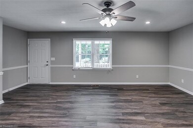 1216 E Mine St, Asheboro, NC 27205 - photo 3