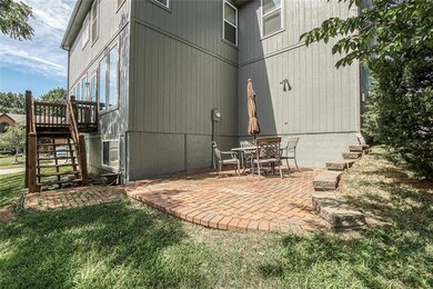 7023 Constance St, Shawnee, KS 66216 - photo 7