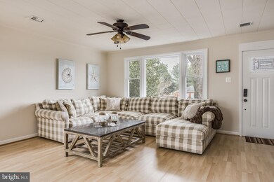 1110 Murray Dr, Edgewater, MD 21037 - photo 2