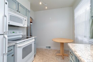 3408 N Marquette St, Davenport, IA 52806 - photo 6