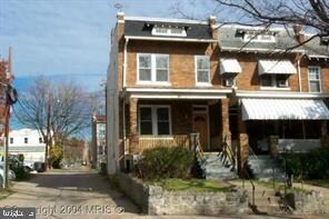 1310 Queen St NE, Washington, DC 20002 - photo 2