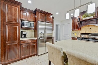 2 Oak Lane Matawan NJ 07747-large-011-17