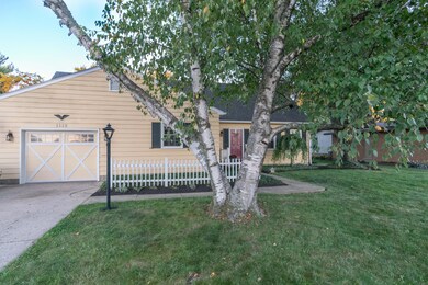 1112 Spruce, Sidney (2 of 46)