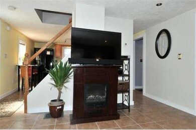 38 Valley St, Wakefield, MA 01880 - photo 7