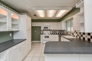 4507 Burkegate Dr, Spring, TX 77373 - photo 5