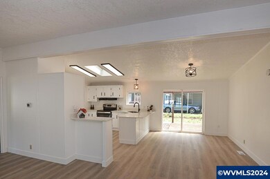 11674 Lark Ct NE, Aurora, OR 97002 - photo 4