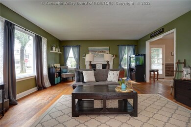 1901 W Virginia Ave, Dunbar, WV 25064 - photo 2