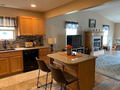 3330 Gleneagle Dr unit 3330, Findlay, OH 45840 - photo 6