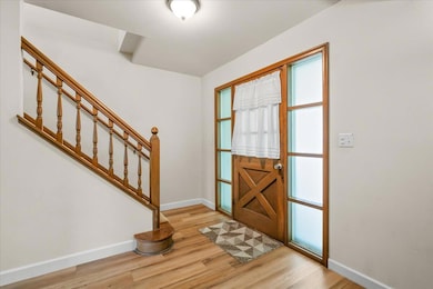 05-32052 Cambridge Dr