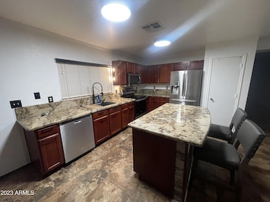 578 W Racine Loop, Casa Grande, AZ 85122 - photo 4