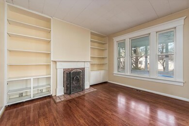 2395 Charles St, Columbus, OH 43209 - photo 4