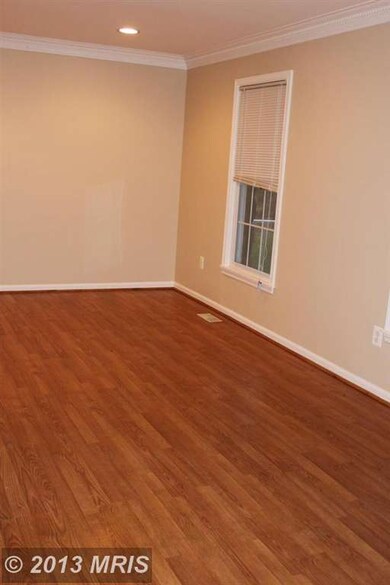 4698 Abbott Ct, Woodbridge, VA 22193 - photo 4