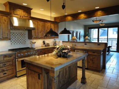 854 SW Crestline Dr, Bend, OR 97702 - photo 3