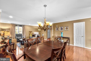 3535 Seapines Cir, Randallstown, MD 21133 - photo 6