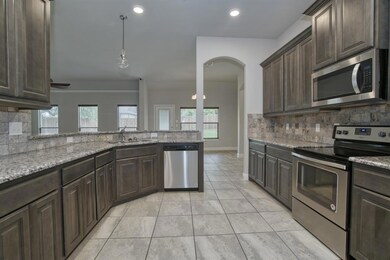 1640 Signature Dr, Weatherford, TX 76087 - photo 7