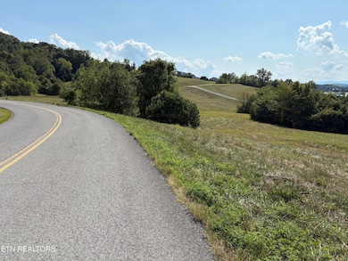 415 Russell Brothers Rd, Sharps Chapel, TN 37866 - photo 5