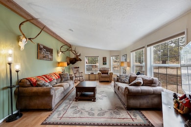 4967 NW 62nd St, Redmond, OR 97756 - photo 4