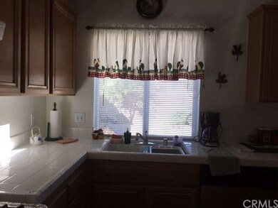 Kitchen sink