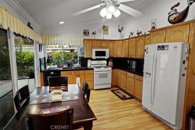 22748 Norton Dr, Santa Clarita, CA 91350 - photo 5