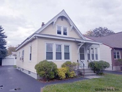 10 Clayton Place, Albany, NY 12209 - photo 2