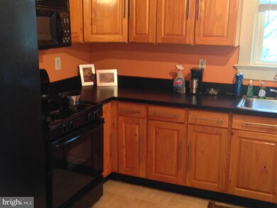 4902 Ross Rd, Baltimore, MD 21214 - photo 5