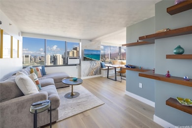 Windsor Condos unit 3901, Honolulu, HI 96815 - photo 2