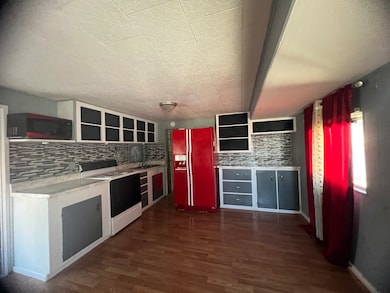 457 Holiday Blvd, Lakeland, FL 33815 - photo 3