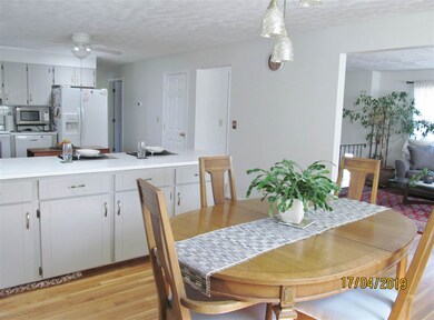 10 Forest Dr, Bedford, NH 03110 - photo 7