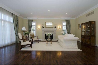 140 Knightsbridge Rd, Wynnewood, PA 19096 - photo 4