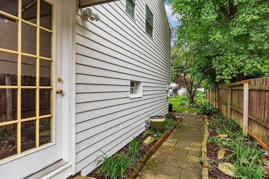 Side Walk Path