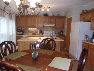 4928 Zoo Pkwy, Asheboro, NC 27205 - photo 5