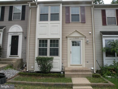 1909 Winslow Ct, Woodbridge, VA 22191 - photo 2