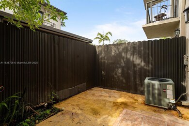 5808 W 26th Ave unit 211, Hialeah, FL 33016 - photo 6