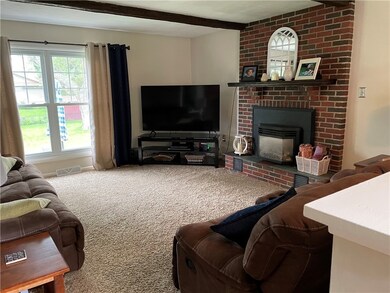 3011 Bement St, Erie, PA 16506 - photo 2