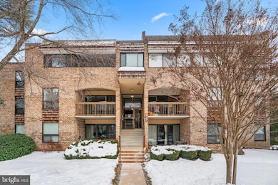 437 Christopher Ave unit 23, Gaithersburg, MD 20879 - photo 5