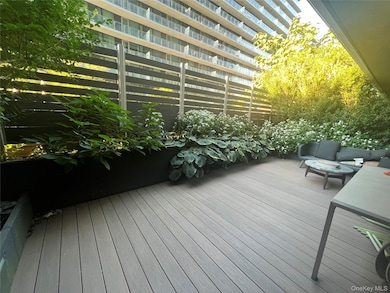 131-03 40th Rd unit 8J, Flushing, NY 11354 - photo 2